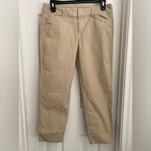Old Navy Pixie Capri